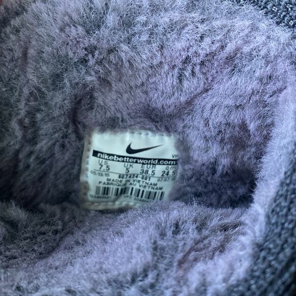 NIKE Roshe Run Hi Sneaker Boot Womens Sz 7.5 Black Knit Ankle Boots High Top - Picture 5 of 8